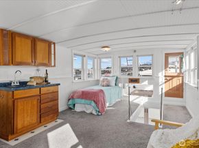 1900 Westlake Avenue N B20, Seattle WA 98109