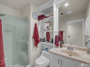 9201 NE Juanita Drive 101, Kirkland WA 98034