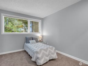 9201 NE Juanita Drive 101, Kirkland WA 98034