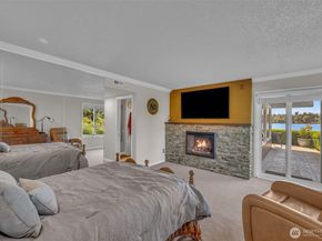 9201 NE Juanita Drive 101, Kirkland WA 98034
