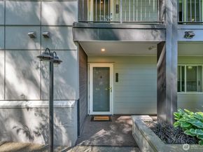 9201 NE Juanita Drive 101, Kirkland WA 98034