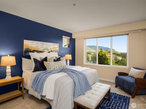 23300 SE Black Nugget Road E6, Issaquah WA 98029