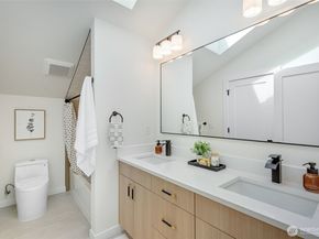 10053 8th Avenue NW, Seattle WA 98177