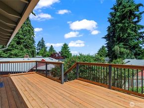 29718 3rd Avenue S, Federal Way WA 98003