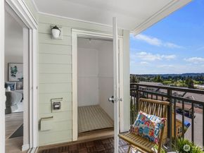 3815 131st Lane SE H4, Bellevue WA 98006