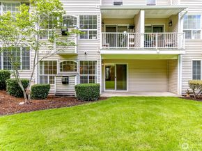 2037 S 368th Place, Federal Way WA 98003
