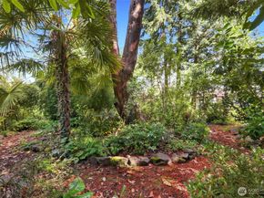 4010 SW 106th Street, Seattle WA 98146