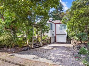 4010 SW 106th Street, Seattle WA 98146