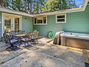 18427 Homeview Drive, Edmonds WA 98026
