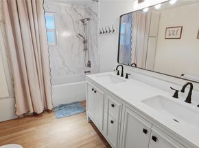 18427 Homeview Drive, Edmonds WA 98026