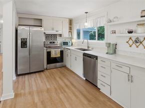 18427 Homeview Drive, Edmonds WA 98026