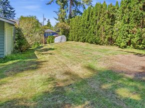 18427 Homeview Drive, Edmonds WA 98026