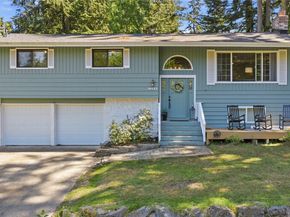 18427 Homeview Drive, Edmonds WA 98026