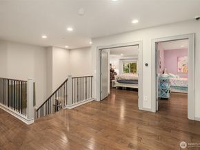 3745 88th Avenue SE, Mercer Island WA 98040