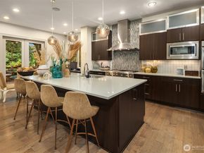 3745 88th Avenue SE, Mercer Island WA 98040
