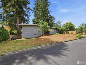 1511 143rd Avenue SE, Bellevue WA 98007