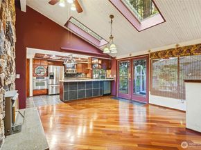 2905 211th Street SE, Bothell WA 98021