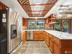 2905 211th Street SE, Bothell WA 98021