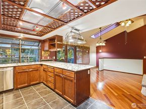 2905 211th Street SE, Bothell WA 98021