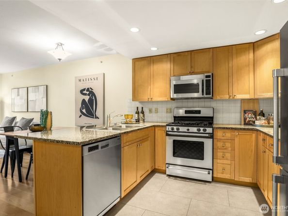 1420 Terry Avenue 304, Seattle WA 98101