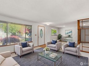 25248 111th Avenue SE, Kent WA 98030