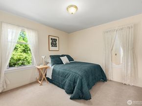 236 SW 131st Street, Burien WA 98146