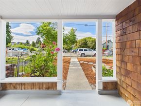 1728 5th Street, Bremerton WA 98337