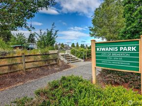 1728 5th Street, Bremerton WA 98337