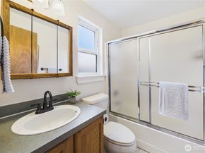 1728 5th Street, Bremerton WA 98337