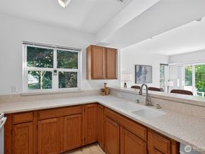 11510 Maple Court, Mukilteo WA 98275
