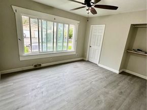 10033 Des Moines Memorial Drive S, Seattle WA 98168