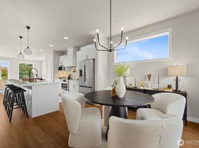16823 Alder Way L1, Lynnwood WA 98037
