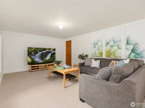 7045 NE Baker Hill Road, Bainbridge Island WA 98110