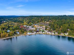 7045 NE Baker Hill Road, Bainbridge Island WA 98110