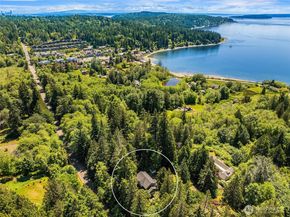 7045 NE Baker Hill Road, Bainbridge Island WA 98110