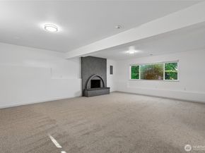12416 SE 211th Place, Kent WA 98031