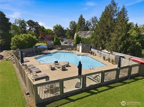 2500 Canterbury Lane E 204, Seattle WA 98112
