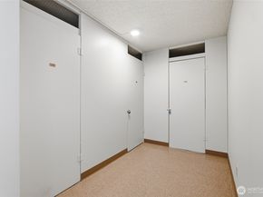 2500 Canterbury Lane E 204, Seattle WA 98112