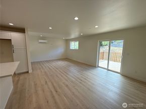 7828 E Jessica Way, Port Orchard WA 98366