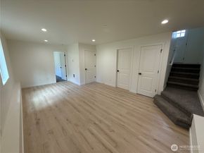 7828 E Jessica Way, Port Orchard WA 98366