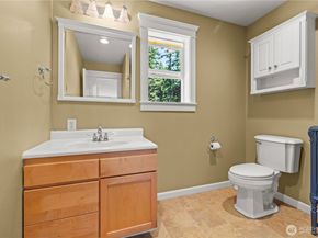 28525 143rd Avenue SW, Vashon WA 98070