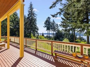 28525 143rd Avenue SW, Vashon WA 98070