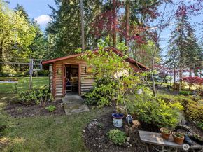 28525 143rd Avenue SW, Vashon WA 98070
