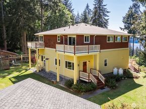 28525 143rd Avenue SW, Vashon WA 98070
