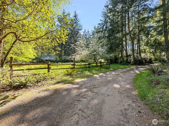 28525 143rd Avenue SW, Vashon WA 98070