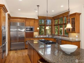 12419 205th Place NE, Woodinville WA 98077