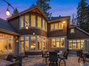 12419 205th Place NE, Woodinville WA 98077