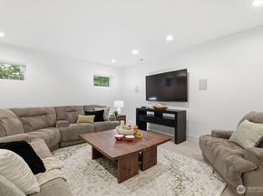 1533 38th Avenue E, Seattle WA 98112