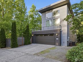 1533 38th Avenue E, Seattle WA 98112
