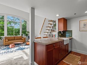201 Galer Street 320, Seattle WA 98109